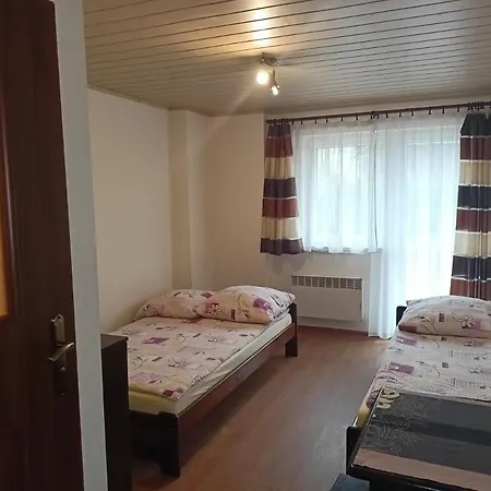 Pokoje Goscinne U Kowala Polanczyk Exterior photo